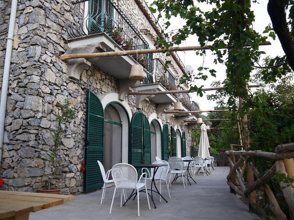 Colle Dell'ara Bed and breakfast 2*